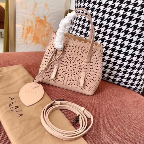 Alaia Openwork Original Leather Tote Bag A3658 Nude