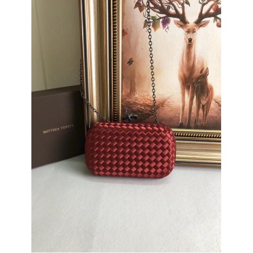 BOTTEGA VENETA Knot snakeskin-trimmed satin clutch 62548 Burgundy