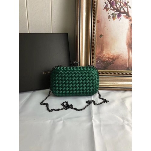 BOTTEGA VENETA Knot snakeskin-trimmed satin clutch 62548 green