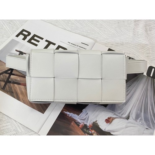 Bottega Veneta CASSETTE Mini intreccio leather belt bag 651053 MIRTH WASHED