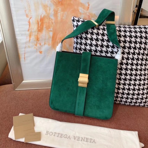 Bottega Veneta Original velvet Leather 578344 green