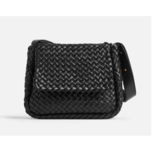 Bottega Veneta Small padded intreccio leather shoulder bag 709418 black
