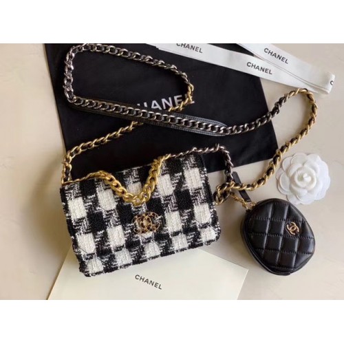 CHANEL 19 Flap Bag WOC 33817 black&white