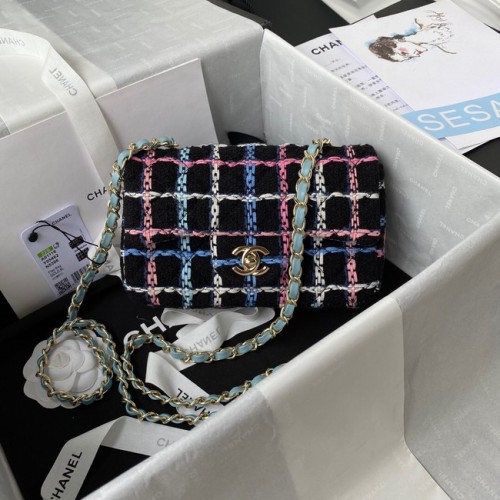 CHANEL 19 Flap Bag Wool Tweed gold-Finish Metal AS1160 BLACK