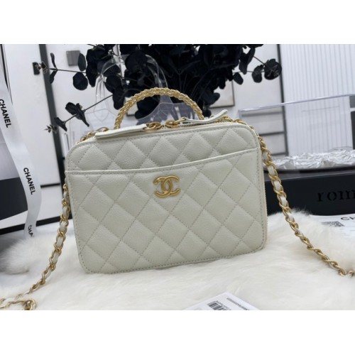 CHANEL HANDBAG Grained Calfskin&Gold-Tone Metal AP3222 white