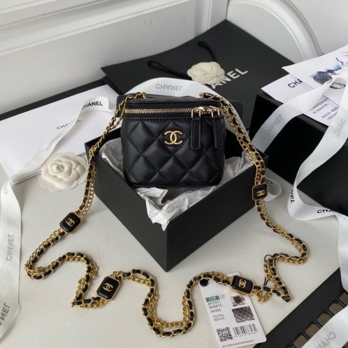 CHANEL SMALL VANITY WITH CHAIN Lambskin Gold-Tone Metal AP2931 black