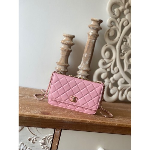 CHANEL WALLET ON CHAIN Lambskin Gold-Tone Metal 88632 pink