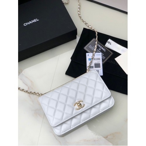 CHANEL WALLET ON CHAIN Lambskin light Gold-Tone Metal 80892 white