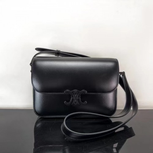 Celine TEEN CLASSIC BAG CALFSKIN 187366 BLACK
