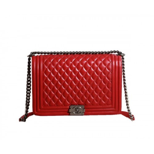 Chanel Boy Flap Shoulder Bag in Original Leather A67087 Red