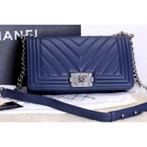 Chanel Boy Flap Shoulder Bags Chevron Calfskin Leather A67086 Blue