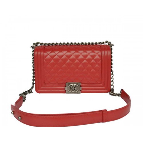 Chanel Le Boy Flap Shoulder Bag A67086 Red