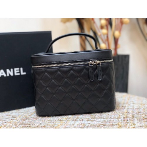 Chanel Original Lather Cosmetic Bag 5961 black