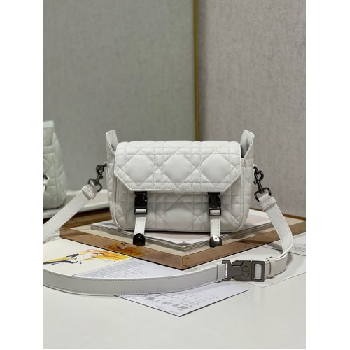 DIOR BOBBY BAG leather 6619 white