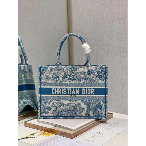 DIOR BOOK TOTE Embroidery C1287-6 blue