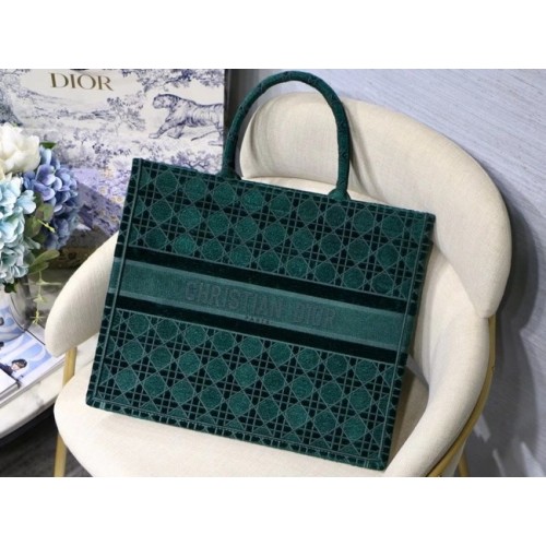 DIOR BOOK TOTE green Cannage Embroidered Velvet M1286Z