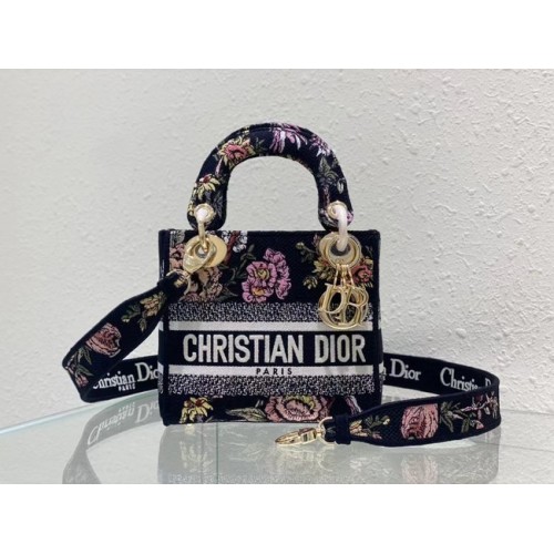 DIOR MINI LADY D-LITE BAG Embroidery M0500BZ-4