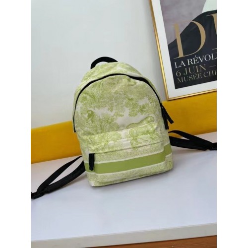 DIOR SMALL DIORTRAVEL BACKPACK M6108 green