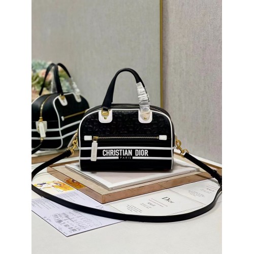 DIOR medium Embossing leather tote Bag A9200 black