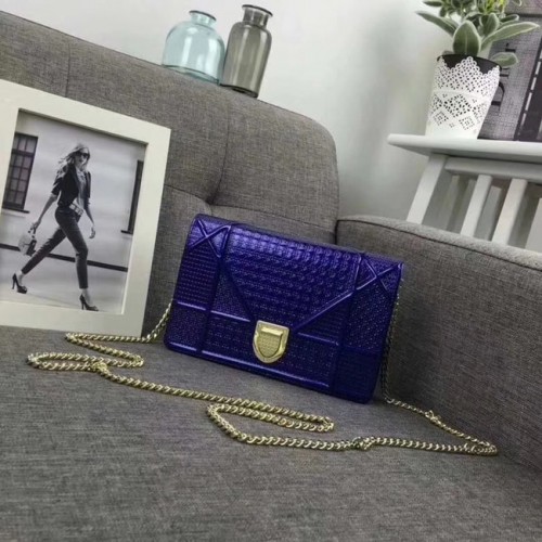 DIORAMA WALLET ON CHAIN CLUTCH METALLIC CALFSKIN WITH MICRO-CANNAGE MOTIF S0328 blue