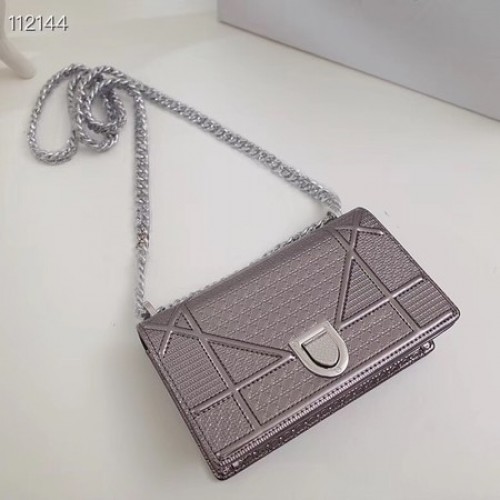 Dior DIORAMA leather Chain bag S0328 Silver grey