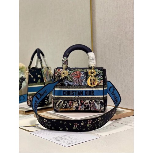 Dior MEDIUM LADY D-LITE BAG Embroidered M0565-20