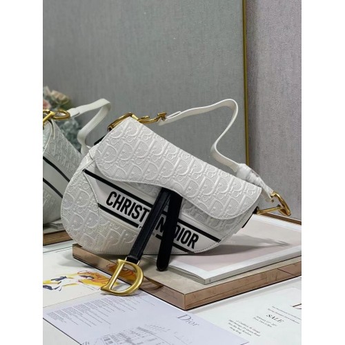 Dior SADDLE-TAS VAN KALFSLEER C9406 white