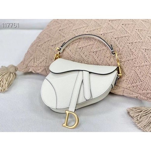 Dior SMALL SADDLE-TAS VAN KALFSLEER M0445CW WHITE