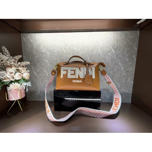 FENDI Braided Straw Bag F6535 Camel