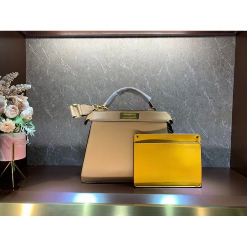 FENDI PEEKABOO ISEEU MEDIUM leather bag 8BN321A6 apricot
