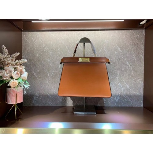 FENDI PEEKABOO ISEEU MEDIUM leather bag 8BN321A6 brown