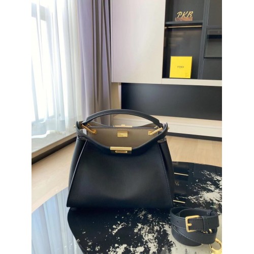 FENDI PEEKABOO ISEEU Original Leather Small bag 0196 Black