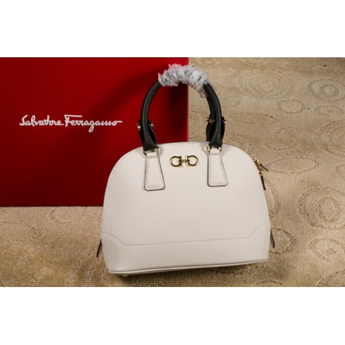 Ferragamo Medium Double Gancio Tote Bag 21E703 White