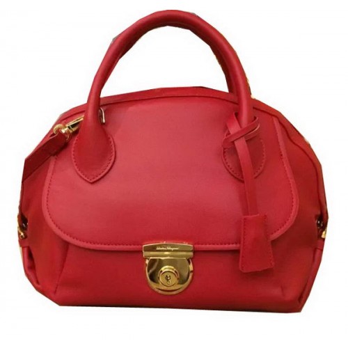 Ferragamo Medium Tote Bag Calfskin Leather SF0612 Red