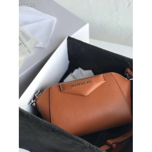 GIVENCHY Original Leather Shoulder Bag 1870 brown