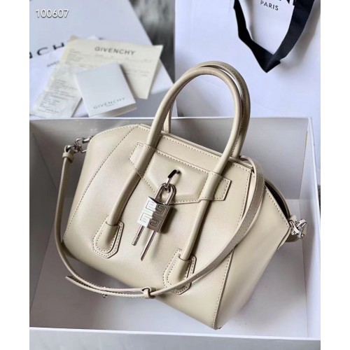 Givenchy Grained Original Calfskin Small Antigona Bag BB0512 Off White