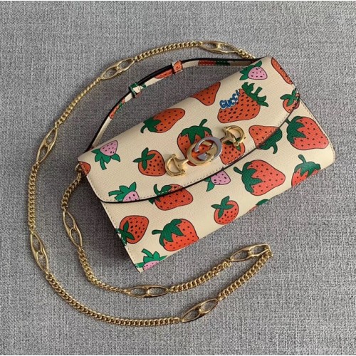 Gucci Zumi Strawberry print bag 572375
