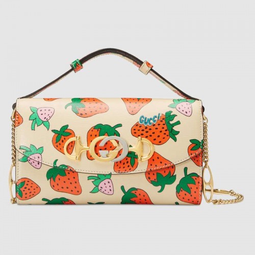 Gucci Zumi Strawberry print mini bag 564718