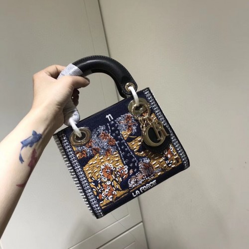 LADY DIOR embroidered cattle leather AD0168-2