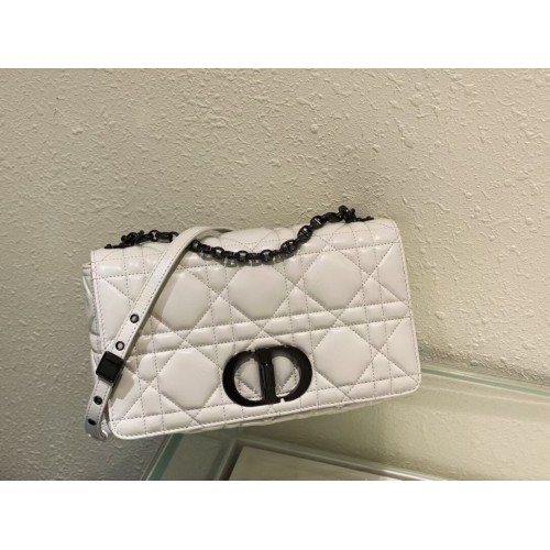 LARGE DIOR CARO BAG Gradient Cannage Lambskin M9243E white