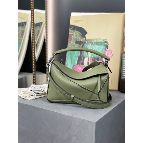 Loewe Puzzle Bag Leather 1609 blackish green
