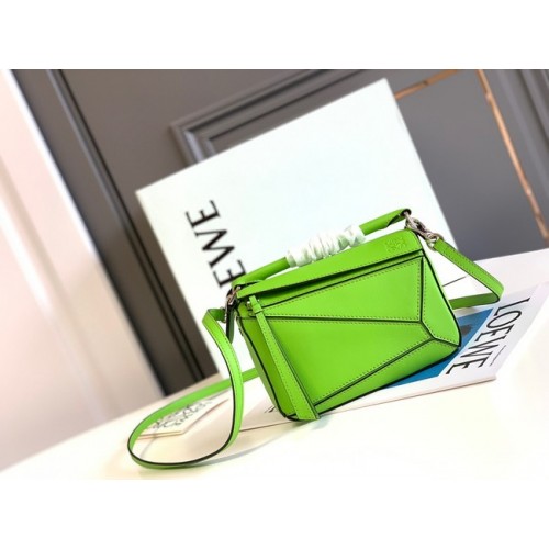 Loewe mini Puzzle Bag Original Leather 6124 green
