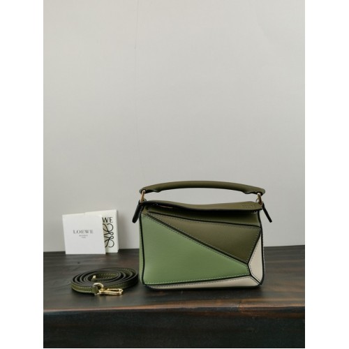 Loewe mini Puzzle Bag Original Leather 61841 green