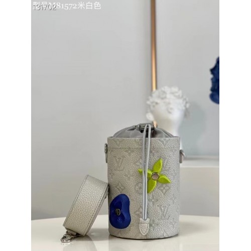 Louis Vuitton CHALK POUCH M81572 Beige