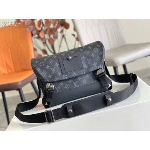 Louis Vuitton MESSENGER M40511 black