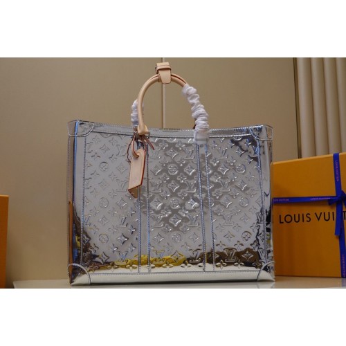 Louis Vuitton Monogram Vernis Sac Plat Tote Bag Patent leather M46121 Silver