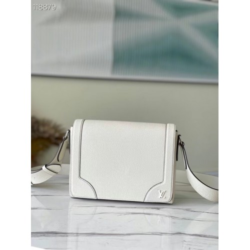 Louis Vuitton NEW FLAP MESSENGER M30807 white