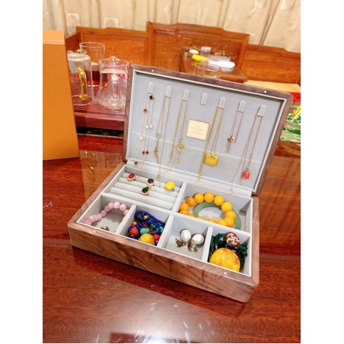 Louis Vuitton NICE JEWELRY CASE M44186