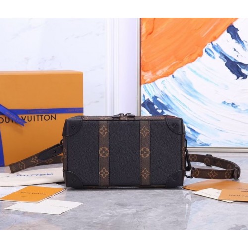 Louis Vuitton TRUNK WEARABLE WALLET M30697