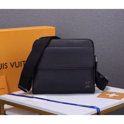 Louis Vuitton Taiga cowhide leather MESSENGER M30260 BLACK